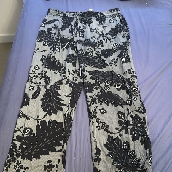 DVF Pants size 8